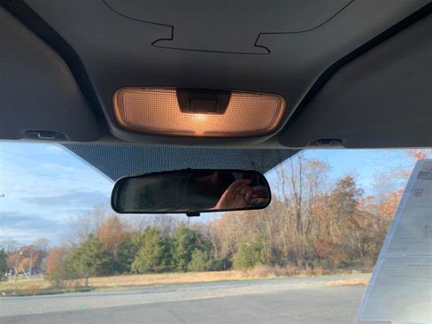 Used 2017 Ford Transit Connect XL image 32