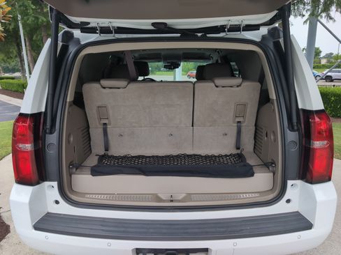 Used 2019 Chevrolet Tahoe LT AWD/4WD image 32
