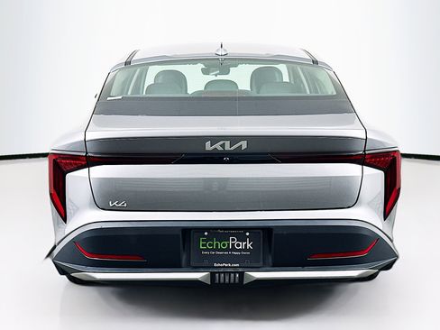 Used 2025 Kia K4 LXS FWD image 7