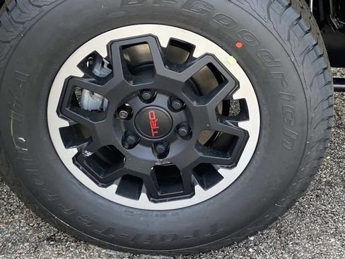 New 2026 Toyota Tacoma TRD Off-Road AWD/4WD image 3