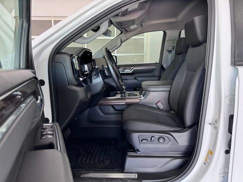 Certified 2025 Chevrolet Silverado 1500 RST AWD/4WD image 13