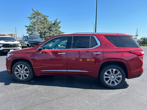 Used 2019 Chevrolet Traverse Premier w/ Driver Confidence II Package FWD image 6