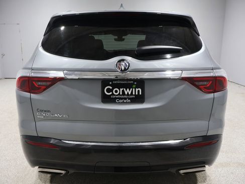 Used 2024 Buick Enclave Premium image 13