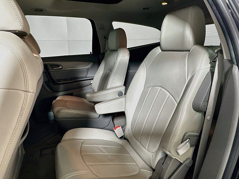 Used 2017 Chevrolet Traverse Premier FWD image 24