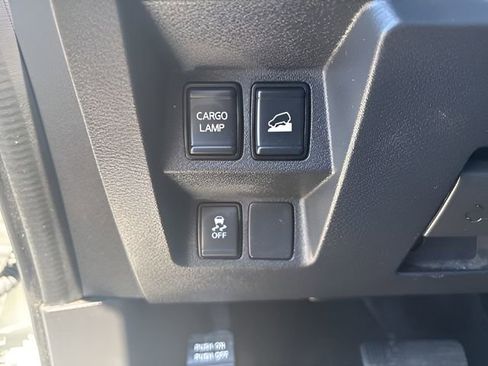 Used 2023 Nissan Frontier S w/ Technology Package AWD/4WD image 14