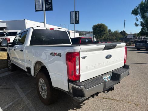 Used 2023 Ford F250 XLT AWD/4WD image 5