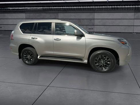 Certified 2023 Lexus GX 460 Premium w/ Premium Package image 9