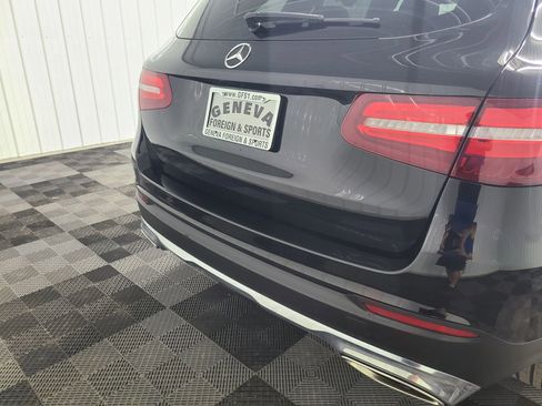 Used 2018 Mercedes-Benz GLC 300 4MATIC image 19