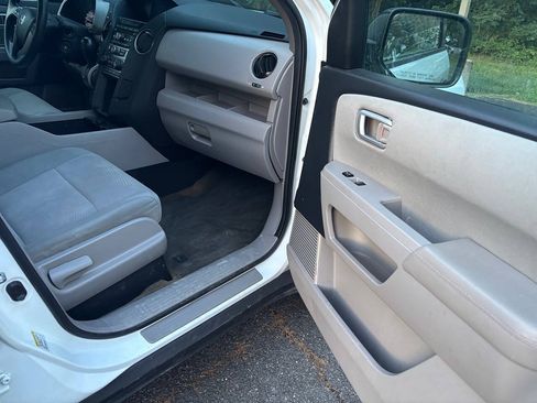 Used 2014 Honda Pilot LX image 21