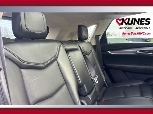 Used 2018 Cadillac XT5 Luxury w/ Driver Awareness Package image 44