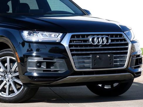 Used 2018 Audi Q7 3.0T Prestige w/ Prestige Package image 17