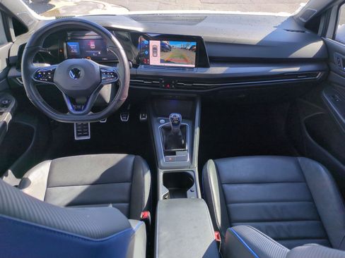 Used 2022 Volkswagen Golf R image 31