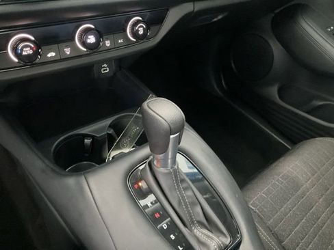 Certified 2023 Honda HR-V LX image 12