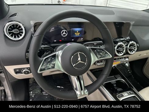 Certified 2025 Mercedes-Benz GLA 250 GLA 250 image 9