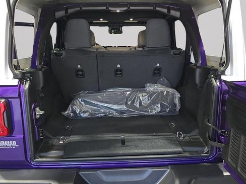 New 2026 Jeep Wrangler Unlimited Rubicon w/ Whitecap Package image 24