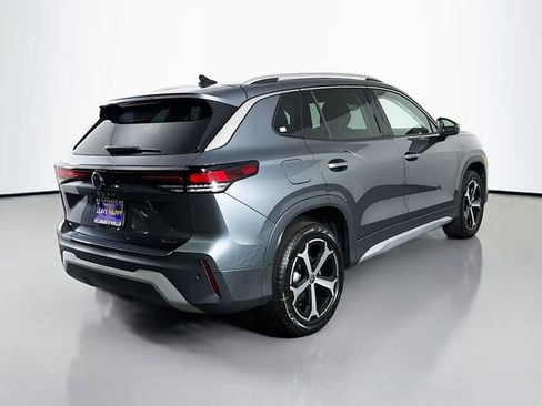 New 2025 Volkswagen Tiguan SE image 7