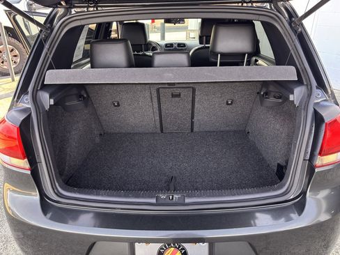 Used 2013 Volkswagen Golf R 4-Door image 32