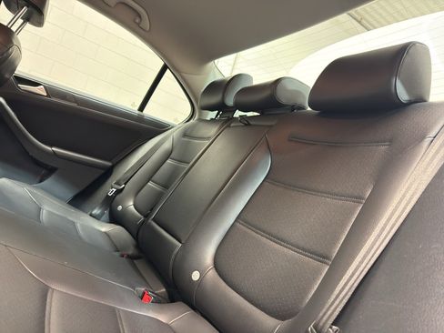Used 2014 Volkswagen Jetta SE image 29