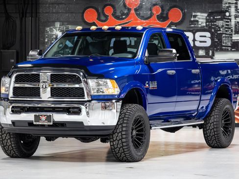 Used 2015 RAM 2500 Tradesman w/ Chrome Appearance Group AWD/4WD image 7