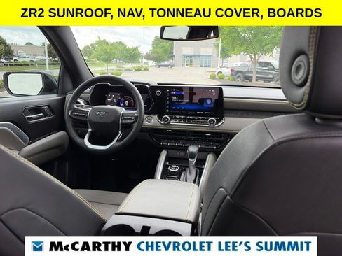 Used 2025 Chevrolet Colorado ZR2 w/ Midnight Edition AWD/4WD image 43