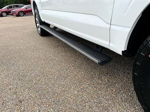 Used 2021 Ford F150 Lariat w/ Equipment Group 502A High AWD/4WD image 14