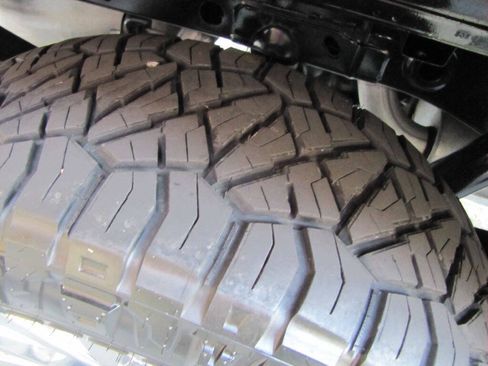 Used 2017 Ford F150 Lariat RWD image 29