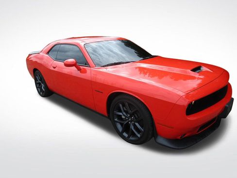 Used 2022 Dodge Challenger R/T w/ Blacktop Package RWD image 7
