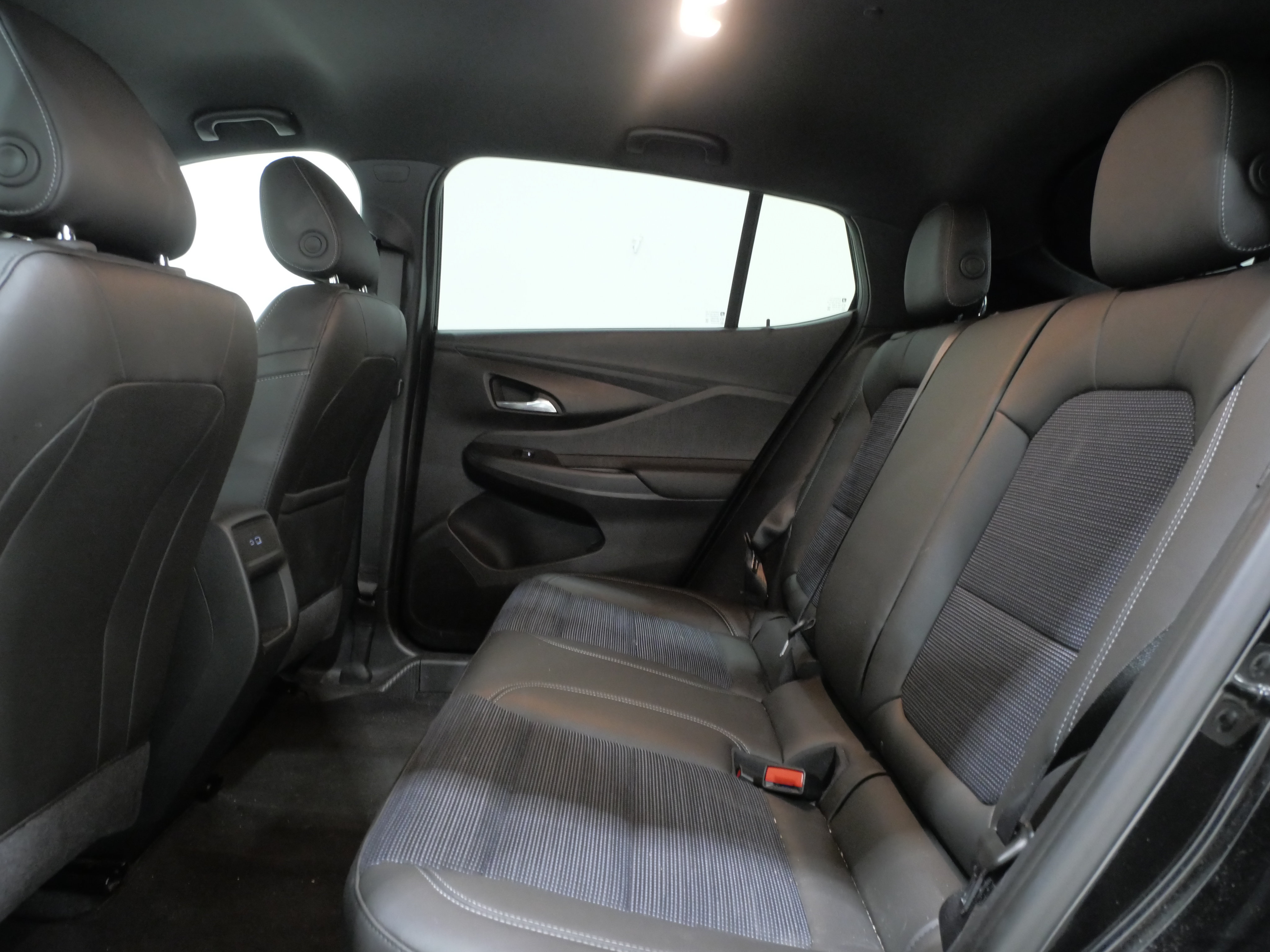 Used 2025 Buick Envista Preferred w/ Convenience I Package FWD image 22