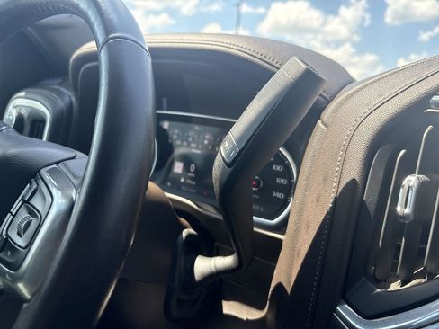 Certified 2021 Chevrolet Silverado 2500 LTZ w/ LTZ Premium Package AWD/4WD image 16