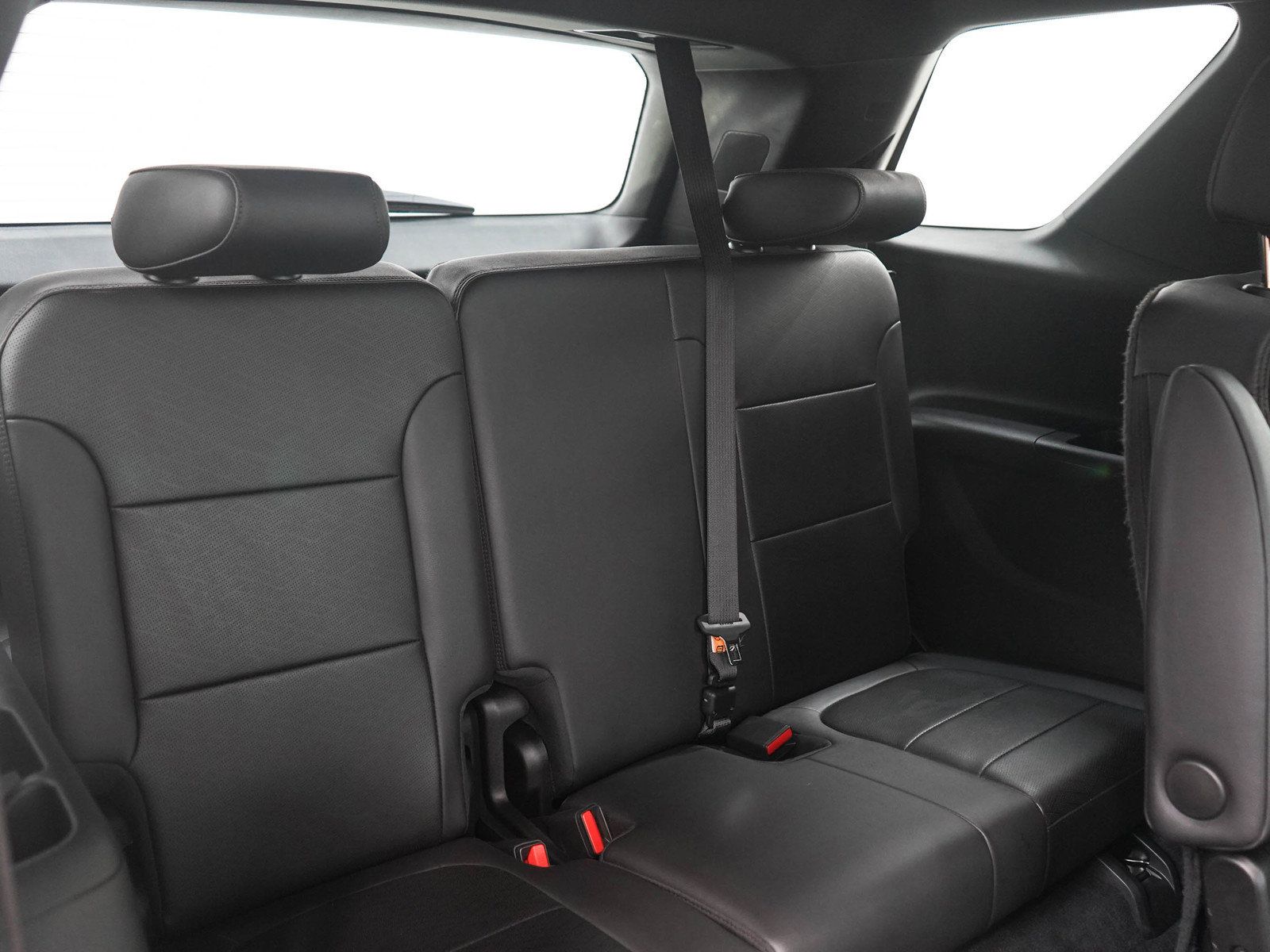 Used 2023 Chevrolet Traverse High Country w/ LPO, Floor Liner Package AWD/4WD image 13