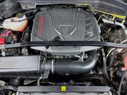 Used 2019 Alfa Romeo Stelvio Ti Lusso w/ Quick Order Package 22X Lusso image 31