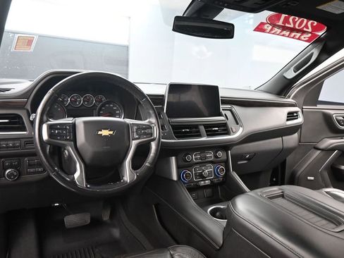 Used 2021 Chevrolet Tahoe LT w/ LT Signature Package RWD image 18