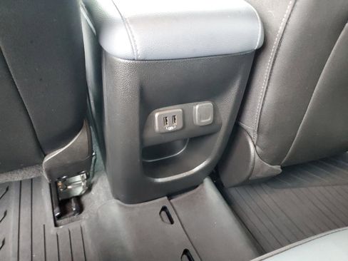 Used 2021 Chevrolet Colorado Z71 w/ Safety Package image 14