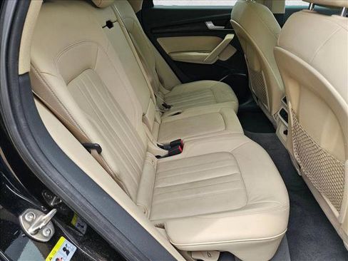 Used 2018 Audi Q5 2.0T Premium Plus w/ Premium Plus Package AWD/4WD image 21