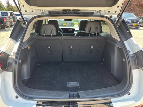 Used 2024 Buick Encore GX Sport Touring FWD image 28