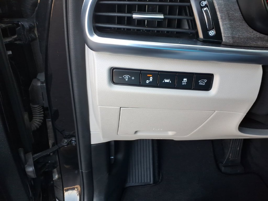 Used 2022 Kia Telluride EX w/ EX Premium Package FWD image 14