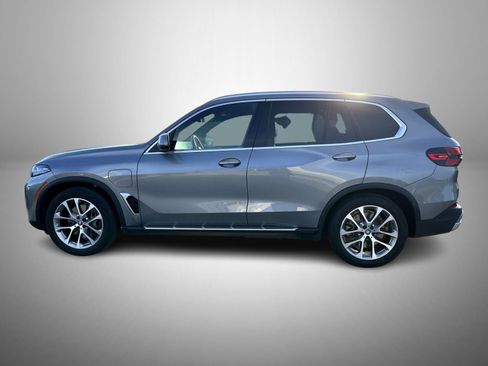 Used 2025 BMW X5 xDrive50e image 8