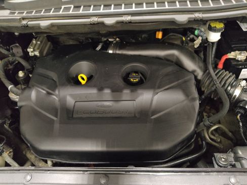 Used 2018 Ford Edge Titanium FWD image 30