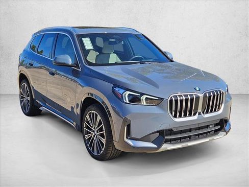 Certified 2026 BMW X1 xDrive28i w/ Technology Package AWD/4WD image 3
