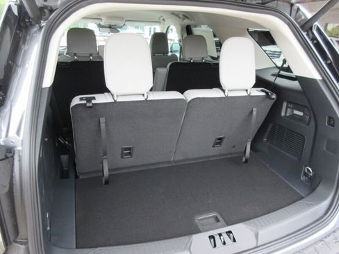 New 2026 Ford Explorer Active RWD image 18