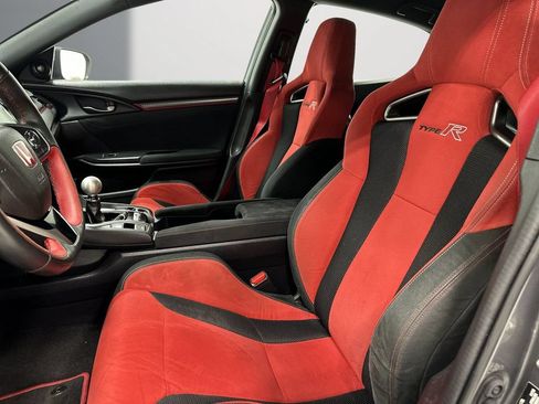 Used 2019 Honda Civic Type R image 14