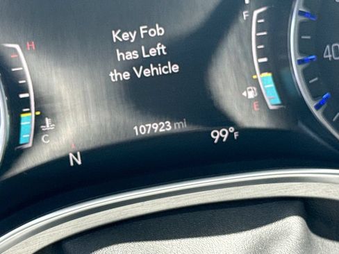 Used 2021 Chrysler Pacifica Limited w/ Uconnect Theater Family Group AWD/4WD image 10