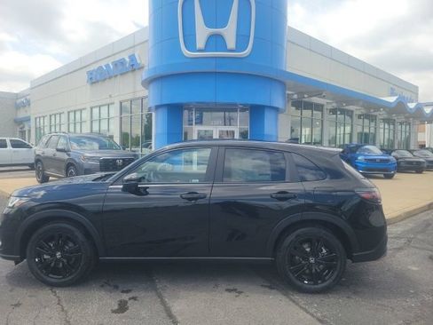 New 2027 Honda HR-V Sport image 11