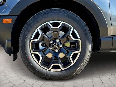 New 2025 Ford Bronco Sport Outer Banks w/ Outer Banks Tech Package+ image 13