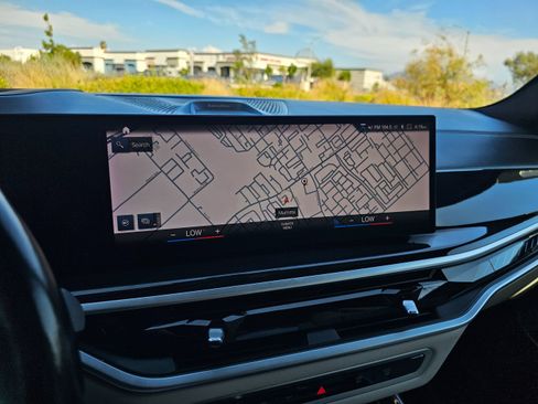 Used 2023 BMW X7 M60i w/ Executive Package AWD/4WD image 59