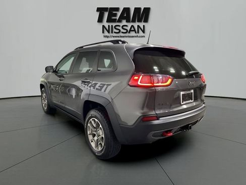 Used 2022 Jeep Cherokee Trailhawk w/ Trailer Tow Group AWD/4WD image 4