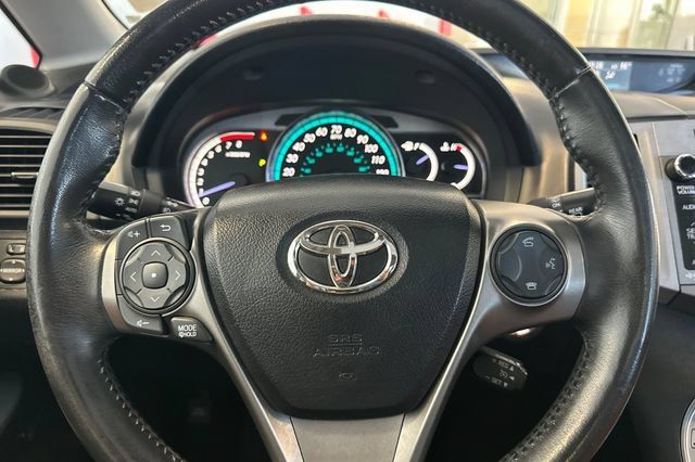 Used 2013 Toyota Venza XLE w/ XLE Premium Pkg AWD/4WD image 26