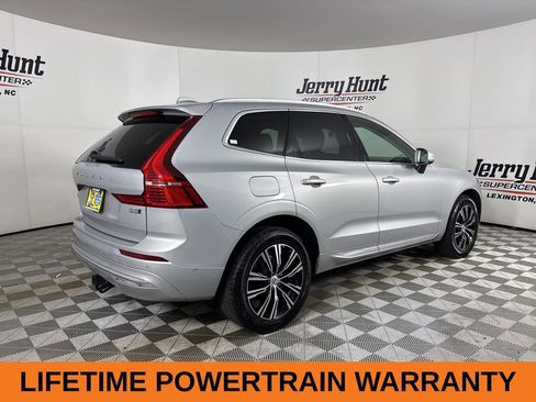 Used 2022 Volvo XC60 B5 Inscription image 5