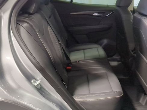 Used 2023 Buick Envision Essence image 33