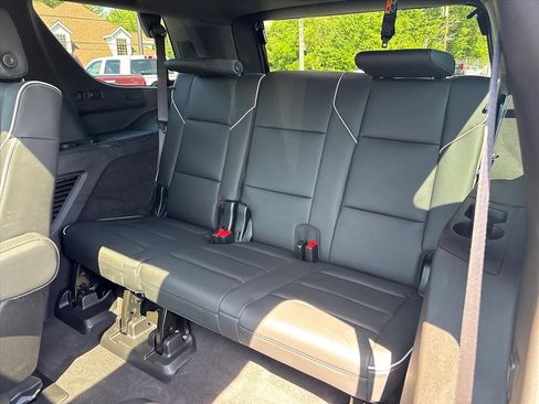 Used 2026 Cadillac Escalade Sport AWD/4WD image 18